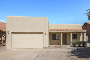 3618 W Menadota Dr in Glendale, AZ - Building Photo