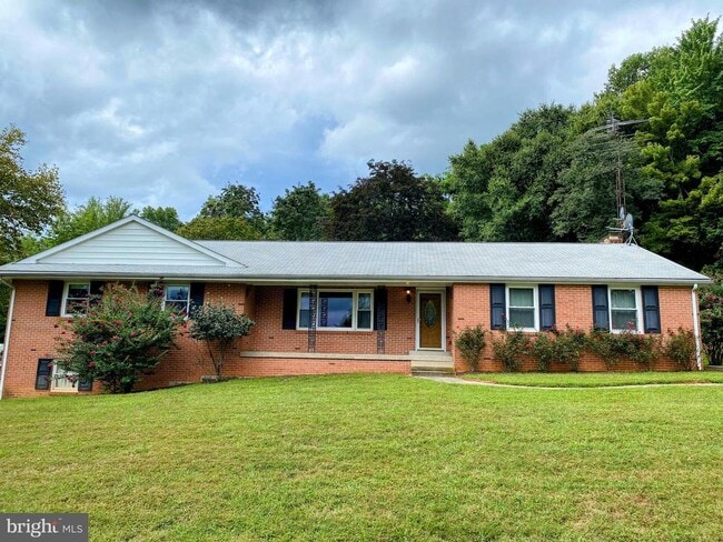 property at 11102 Putman Rd