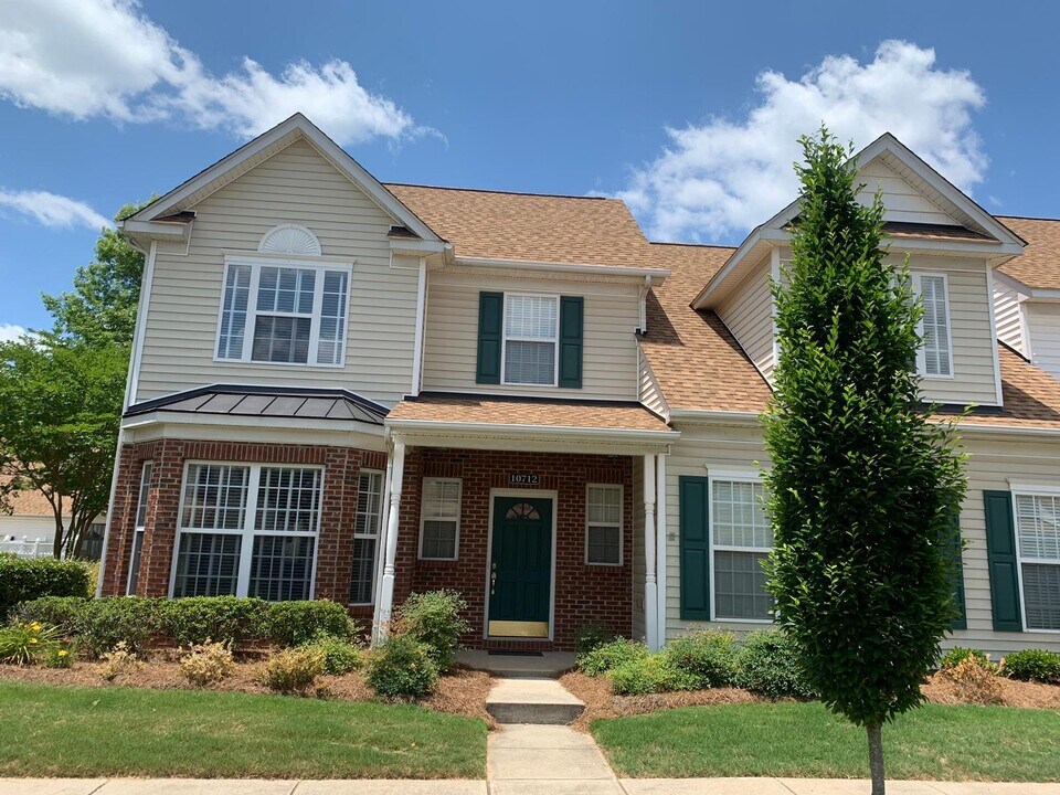 10712 Yellow Tail Ct in Charlotte, NC - Building Photo