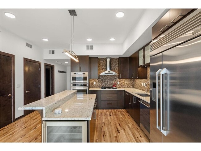 property at 1240 S 2nd St
