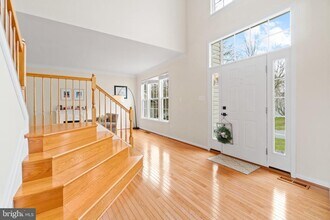 5907 Indian Summer Dr in Columbia, MD - Building Photo - Building Photo