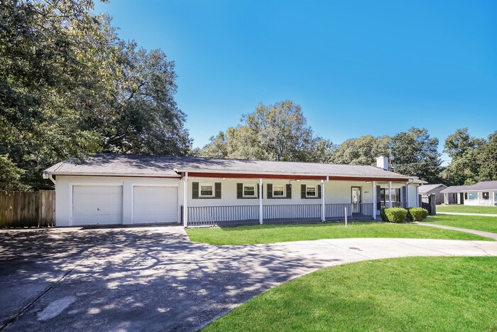 5917 Arbor Rd in Hanahan, SC - Building Photo