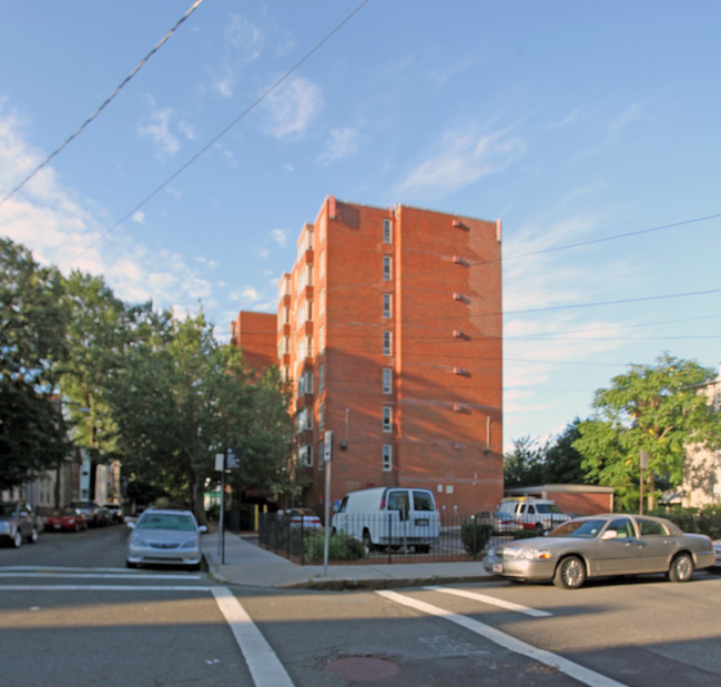 Harry S Truman Apartments in Cambridge, MA - Building Photo - Building Photo