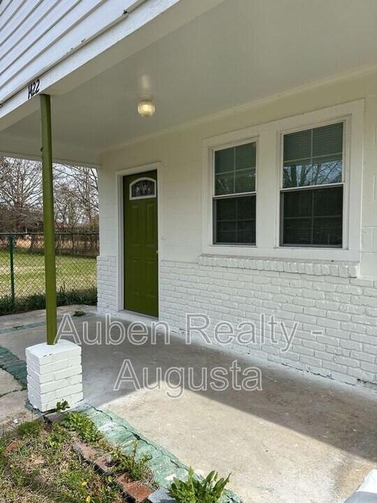 1422 Clay St in Augusta, GA - Building Photo