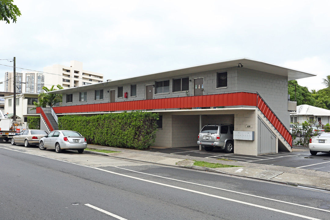 836 University Ave in Honolulu, HI - Building Photo