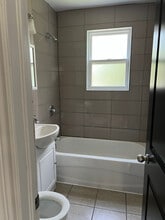 343 St Paul St in Burlington, ON - Building Photo - Building Photo