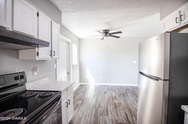 1306 Wyoming Ave-Unit -1 in Las Cruces, NM - Building Photo - Building Photo