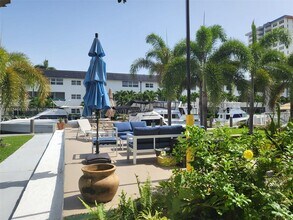901 N Birch Rd in Fort Lauderdale, FL - Building Photo - Building Photo