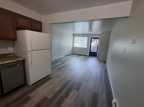 1062 Westmoreland Rd in Colorado Springs, CO - Building Photo - Building Photo