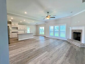 6044 Huntington Creek Blvd in Pensacola, FL - Building Photo - Building Photo