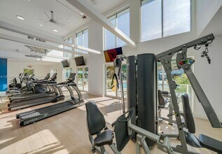 5214 NE 3rd Ct-Unit -3 in Miami, FL - Building Photo - Building Photo