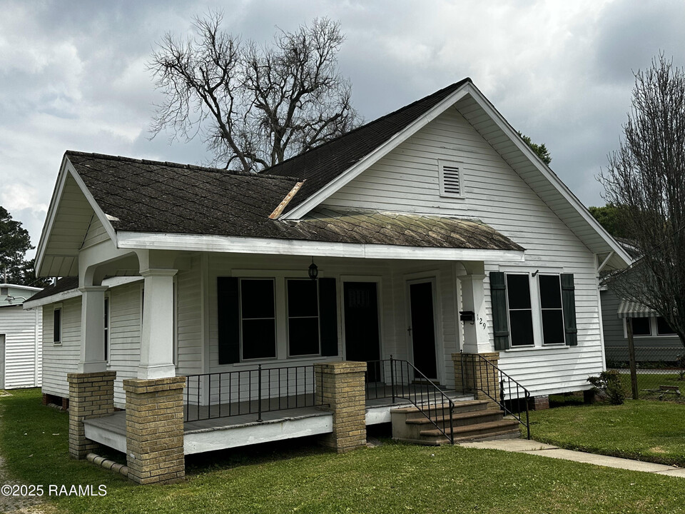 129 S Magnolia St in Lafayette, LA - Building Photo