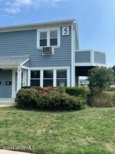 100 Seaview Ave in Monmouth Beach, NJ - Building Photo - Building Photo