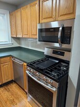 114 Kneeland Rd, Unit 811 in New Haven, CT - Foto de edificio - Building Photo