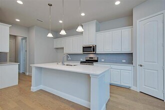 156 McCartt Dr. in Lewisville, TX - Building Photo - Building Photo
