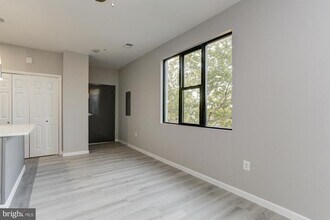 400 S Highland Ave in Baltimore, MD - Building Photo - Building Photo