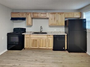 309 Marengo St in Cleburne, TX - Building Photo - Building Photo