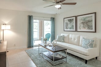 Visions at Willow Pond in West Palm Beach, FL - Foto de edificio - Interior Photo
