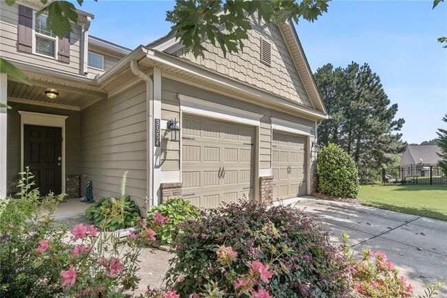 3554 Village Enclave Ln