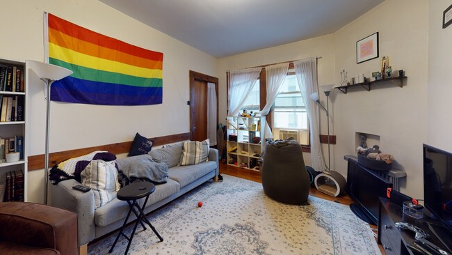 40 Mozart St, Unit 3-bed in Boston, MA - Building Photo - Building Photo