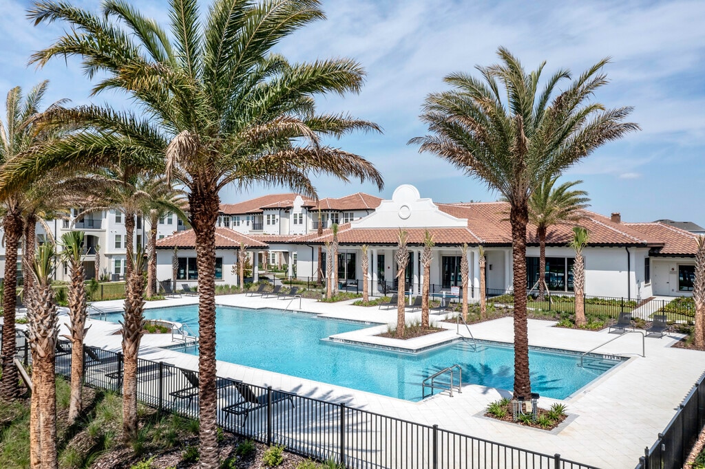 Minneola Hills Apartments in Minneola, FL