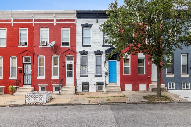 property at 2134 W Fayette St