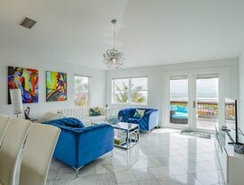 12936 A1A Jimmy Buffett Mem Hwy in Vero Beach, FL - Building Photo