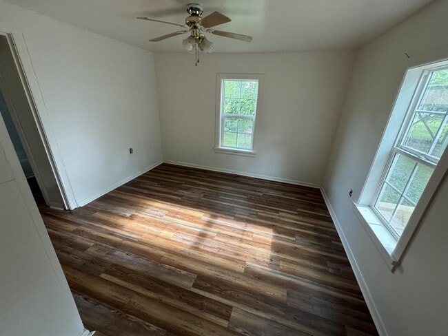 872 Youngs Ln in Nashville, TN - Building Photo - Building Photo