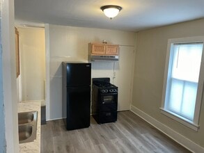 109 N 13th St, Unit Upper in Olean, NY - Building Photo - Building Photo