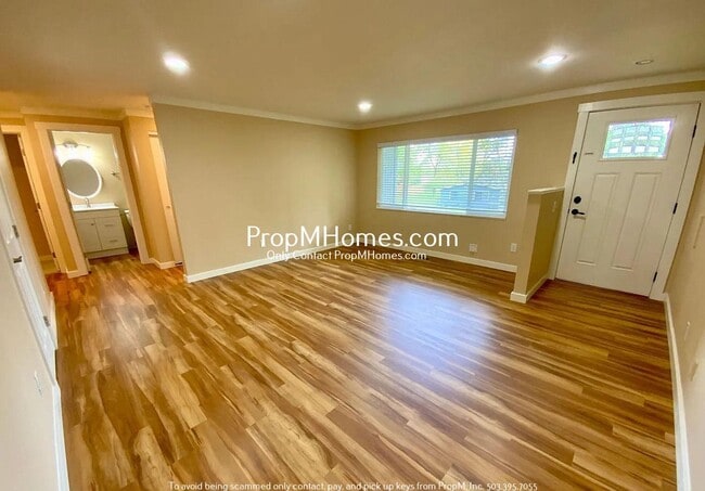 989 SE Fir Grove Loop in Hillsboro, OR - Building Photo - Building Photo