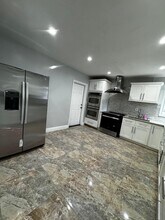 1041 NE 178th Terrace in North Miami Beach, FL - Building Photo - Building Photo