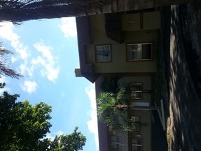 3019 SW 68th Ter in Miramar, FL - Foto de edificio - Building Photo