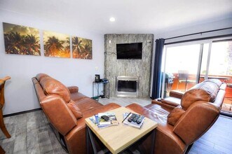 731 Seacoast Dr in Imperial Beach, CA - Foto de edificio - Building Photo