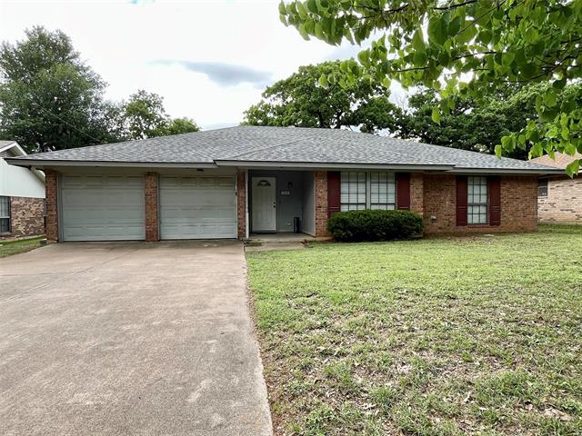 3935 Firethorn Dr in Arlington, TX - Building Photo