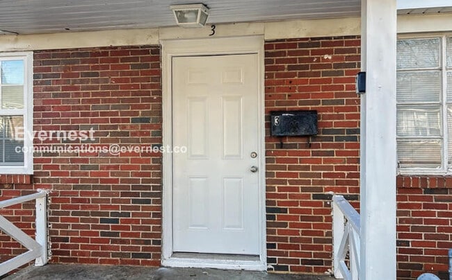 property at 1018 4th Ave W