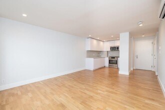 1430 Columbia Rd, Unit 9F in Boston, MA - Building Photo - Building Photo