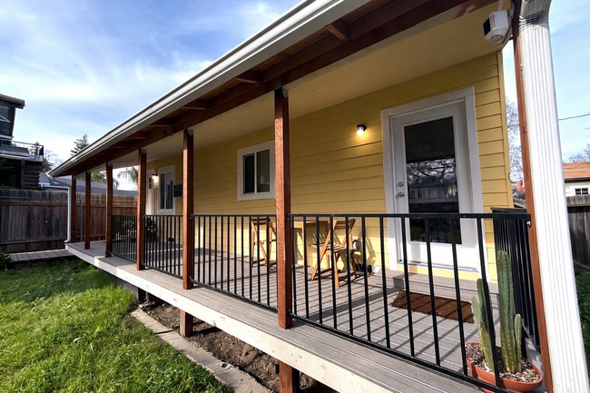 property at 3983 2nd Ave