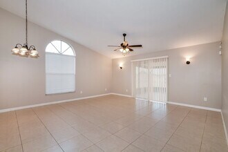 2417 Ginger Mill Blvd in Orlando, FL - Building Photo - Building Photo
