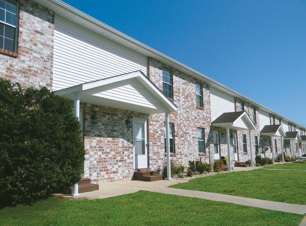 Riverside Townhomes in Ozark, MO - Building Photo