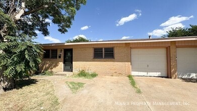 3816 44th St in Lubbock, TX - Foto de edificio - Building Photo