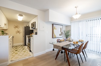 Norwest Woods Apartment in Norwood, MA - Foto de edificio - Building Photo