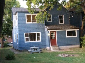 65 E Norwich Ave in Columbus, OH - Building Photo - Building Photo