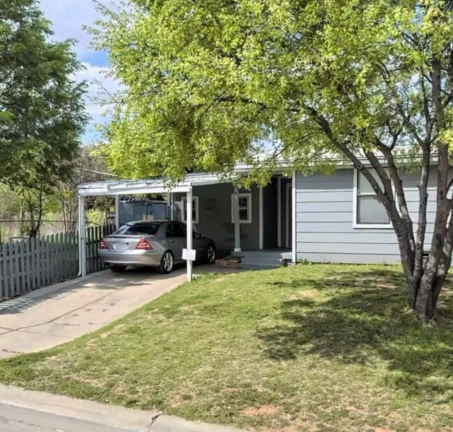 property at 1701 Colvin St