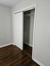 2085 King Rd in Pisgah Forest, NC - Foto de edificio - Building Photo