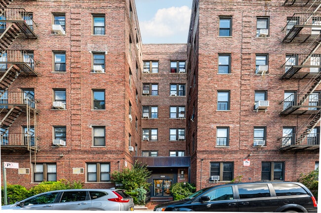 40-37 77th St