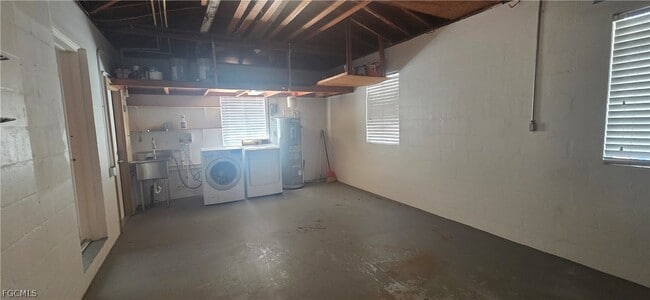 property at 1662 Houston Dr