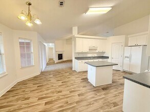 7945 Amethyst Dr in Pensacola, FL - Building Photo - Building Photo