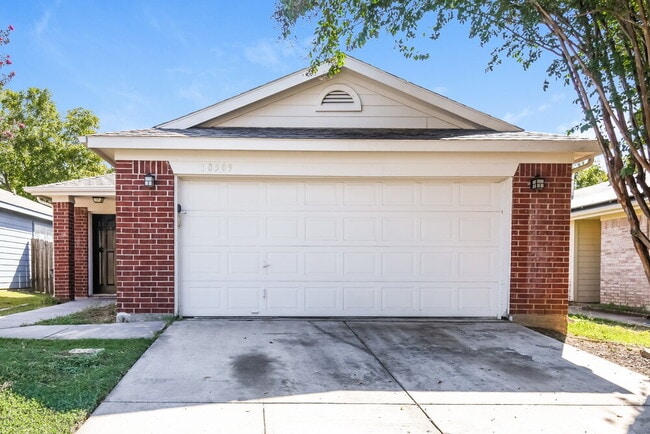 property at 10509 Shadywood Dr