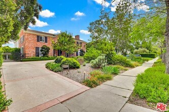 516 S Rimpau Blvd in Los Angeles, CA - Building Photo - Building Photo