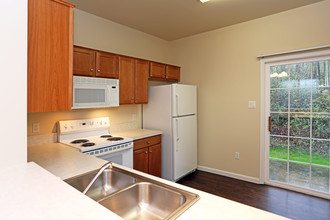 Teaberry Ridge Apartments in State College, PA - Building Photo - Interior Photo